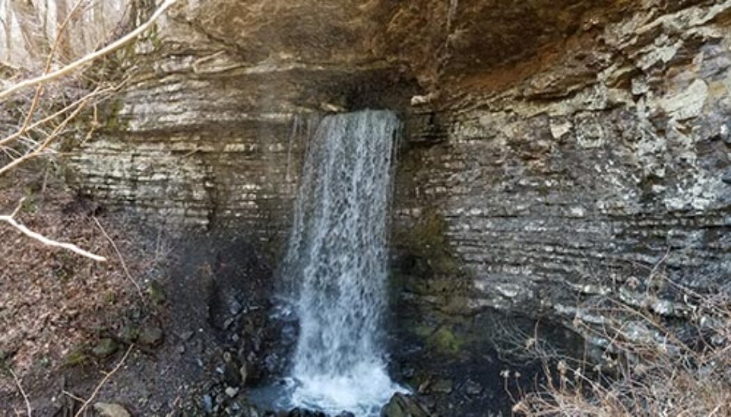 Hike to Big Creek Cave Falls and Wolf Creek Cave Falls