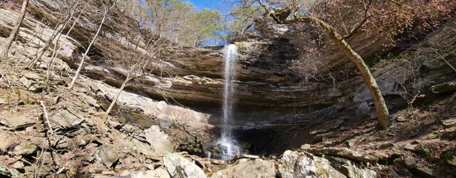 Hike to Devils Canyon Falls