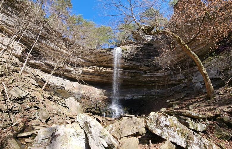 Hike to Devils Canyon Falls